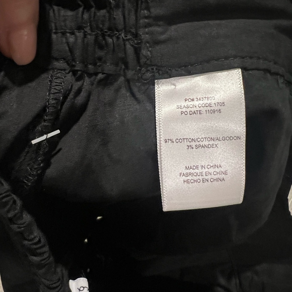 Splendid Women's Tropical Floral Black Skirt 
Size: Medium - Picture 9 of 9